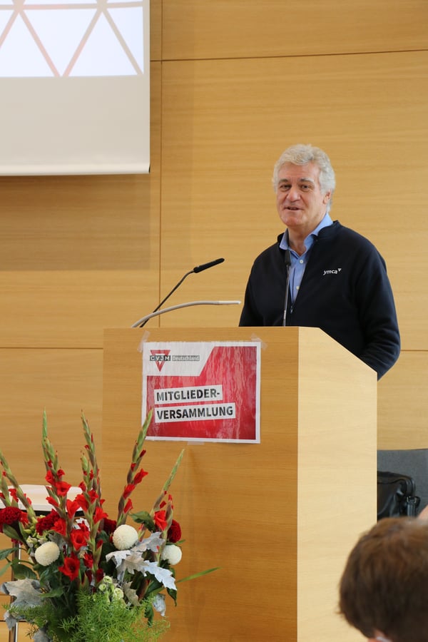 Juan Simoes Iglesias, Generalsekretär des YMCA Europe