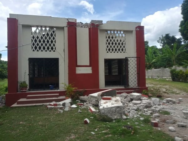 YMCA-Haiti-Schule nach Erdbeben