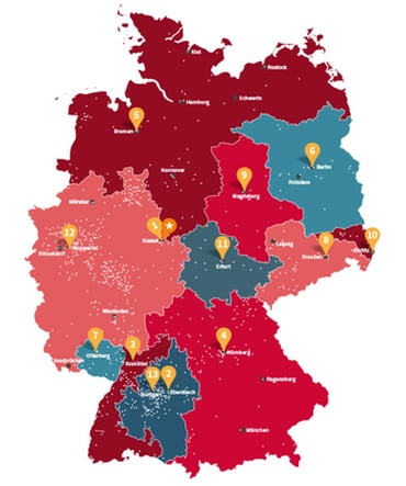 Die Mitgliedsverbände des CVJM Deutschland (Umriss und Orte der Hauptsitze)